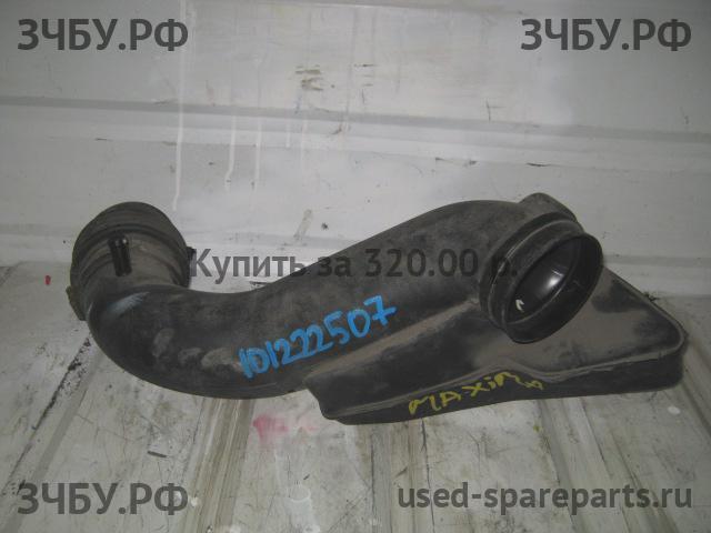 Nissan Maxima 1 (J30) Патрубок воздушного фильтра