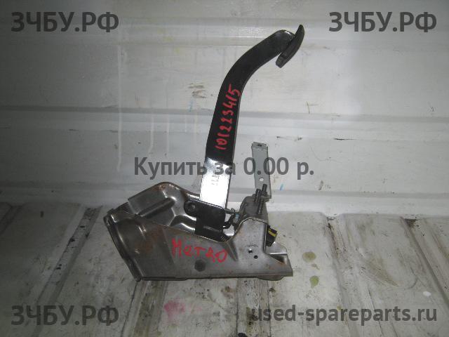 Chevrolet Metro (MR226) Блок педалей