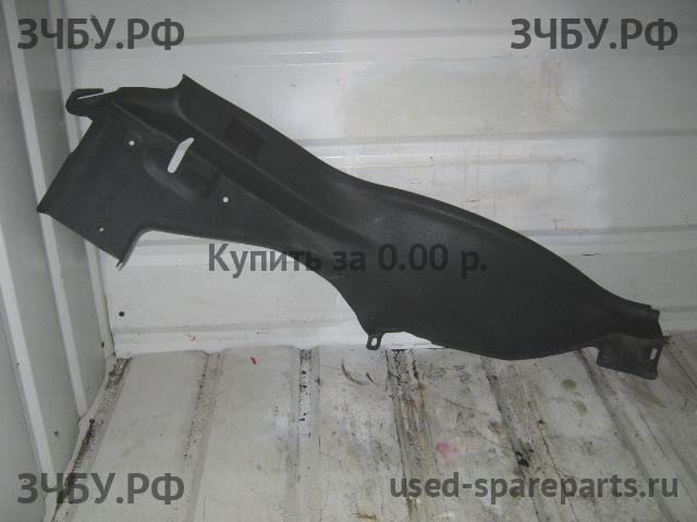 Chevrolet Metro (MR226) Пластик салона