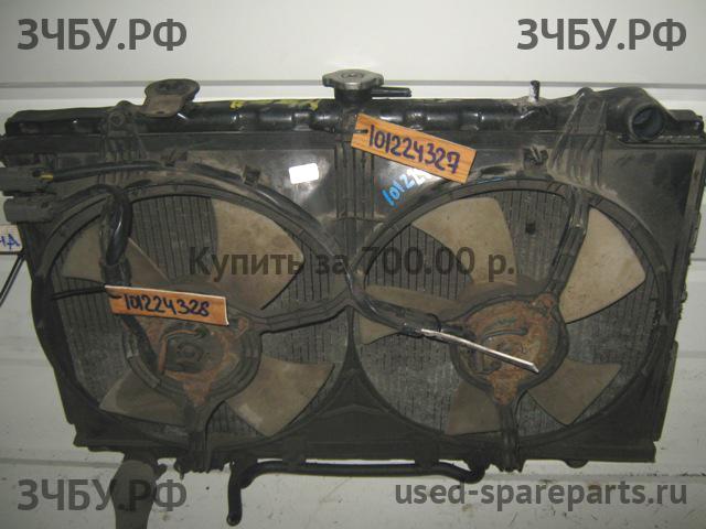 Nissan Maxima 1 (J30) Диффузор вентилятора