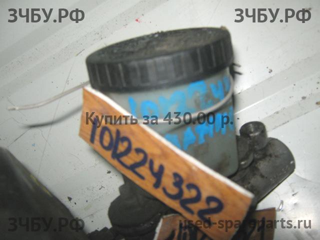 Nissan Maxima 1 (J30) Бачок главного тормозного цилиндра