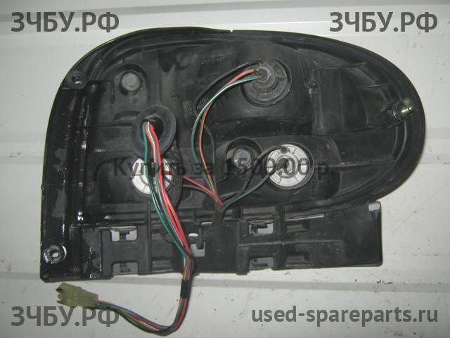 Chevrolet Metro (MR226) Фонарь левый
