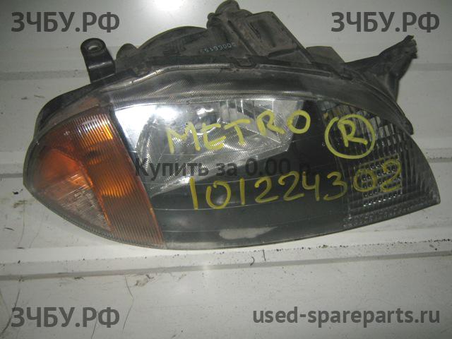Chevrolet Metro (MR226) Фара правая