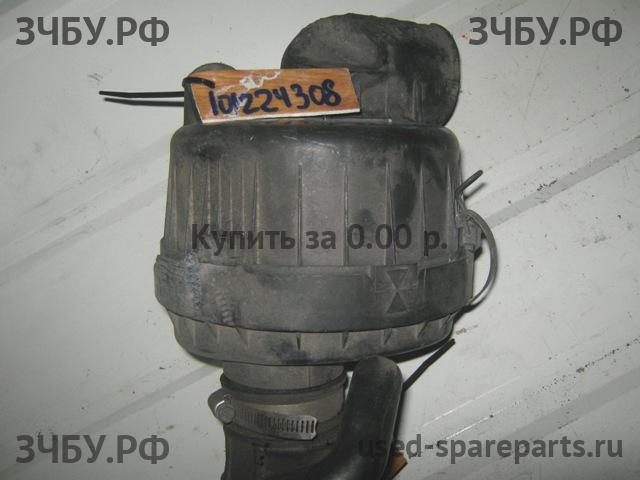 Chevrolet Metro (MR226) Корпус воздушного фильтра