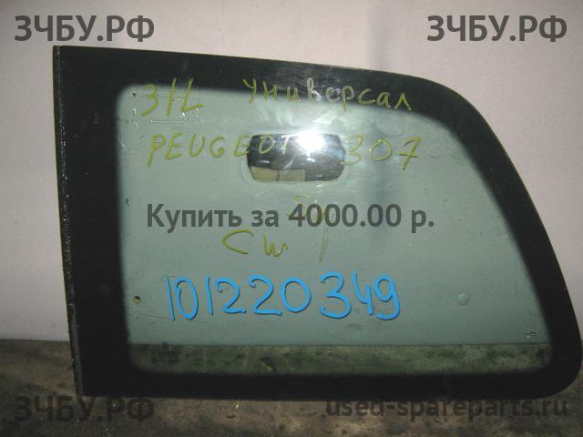 Peugeot 307 Стекло кузовное глухое левое