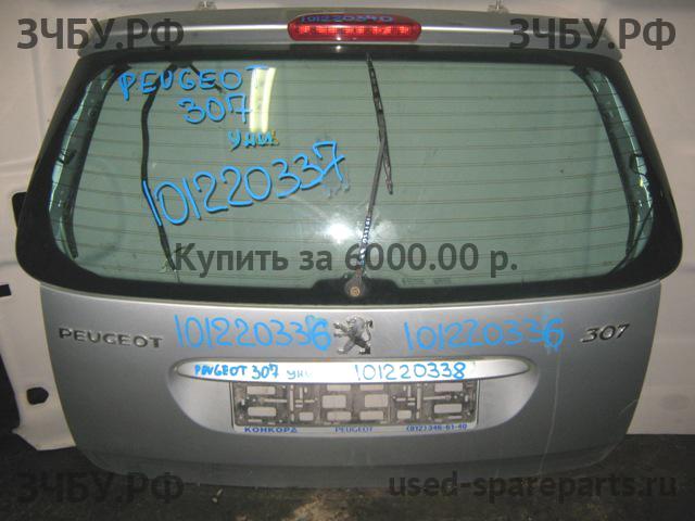 Peugeot 307 Стекло заднее