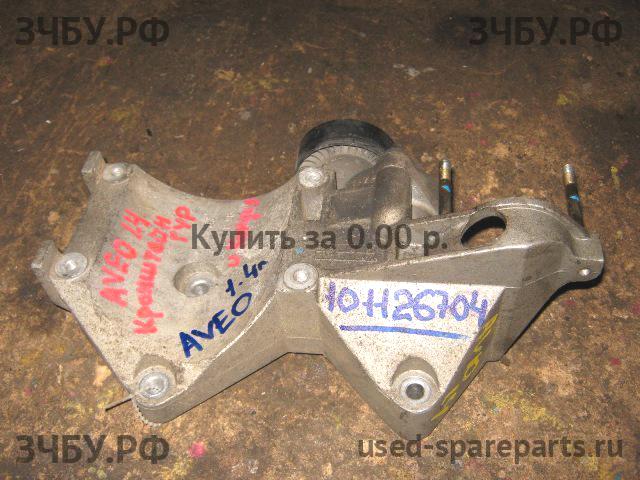 Chevrolet Aveo 1 (T200) Кронштейн