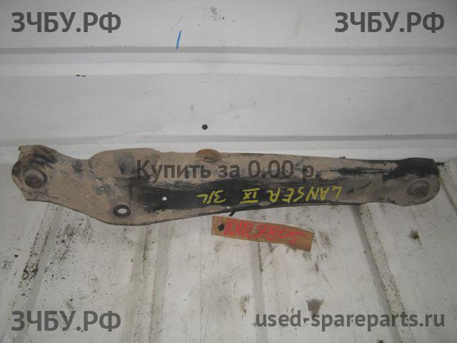 Mitsubishi Lancer 9 [CS/Classic] Рычаг задний