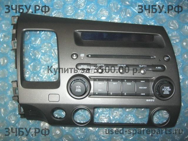 Honda Civic 8 (4D) Магнитола