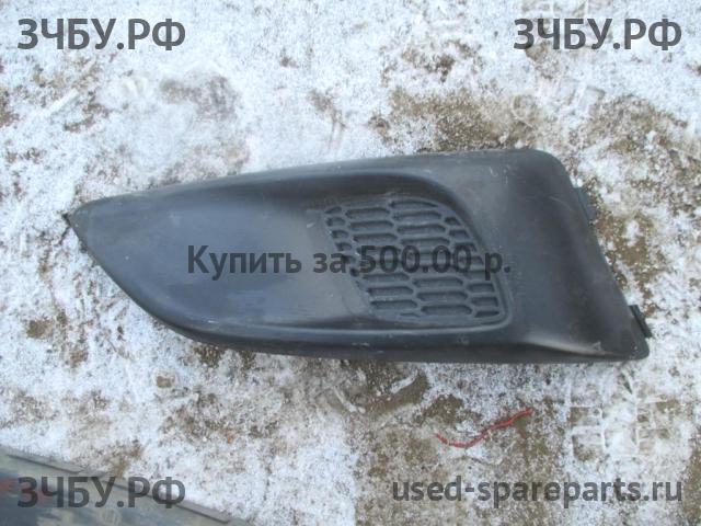 Chevrolet Aveo 3 (T300) Решетка в бампер