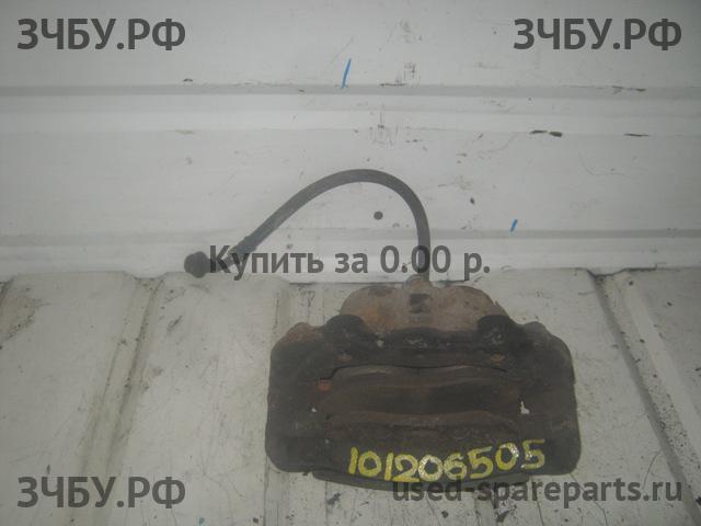 Ford Maverick 1 Суппорт передний правый (в сборе со скобой)