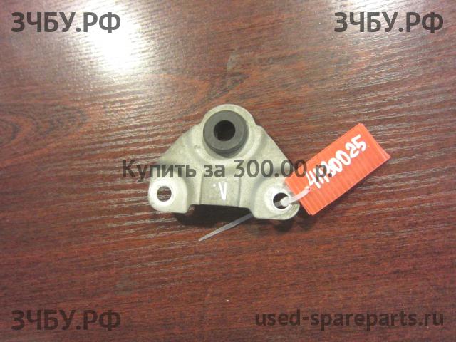 Honda Prelude 5 (BB) Кронштейн радиатора