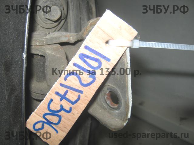 Nissan Maxima 1 (J30) Петля двери передней правой