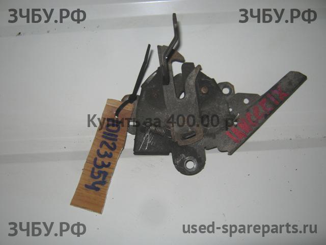 Mitsubishi Lancer 9 [CS/Classic] Замок капота