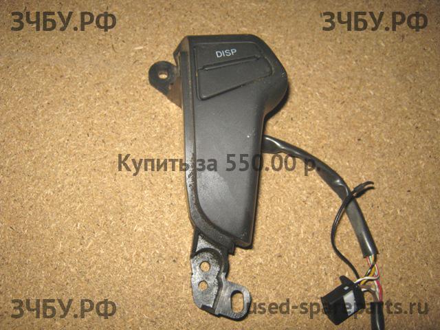 Toyota Avensis 2 Кнопка многофункциональная