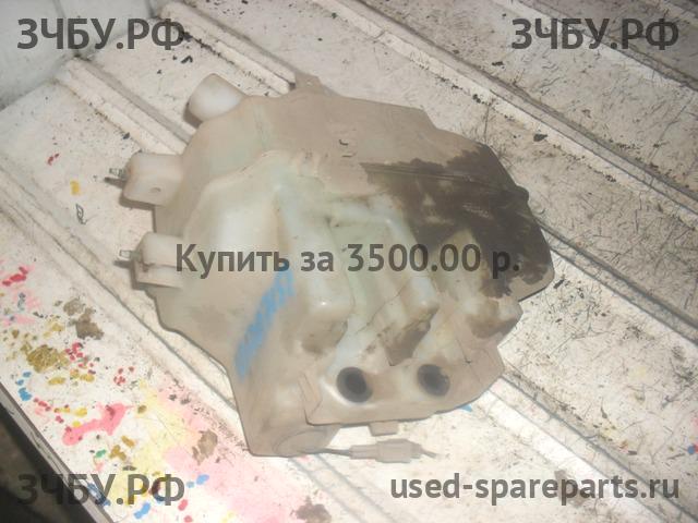 Infiniti FX 35/45 [S50] Бачок омывателя лобового стекла