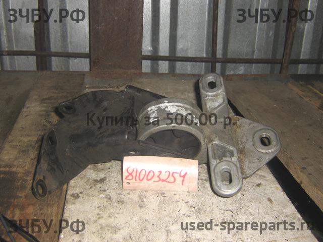 Chrysler Voyager/Caravan 4 Опора двигателя