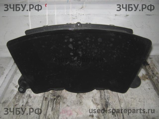 Honda Civic 8 (5D) Панель приборов