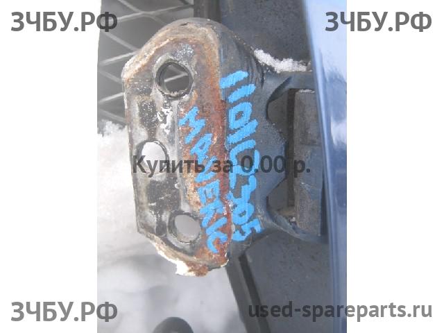 Ford Maverick 1 Петля двери багажника