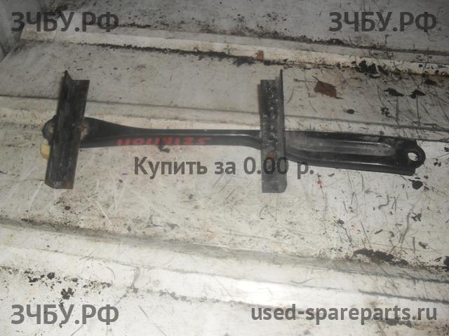 Toyota Camry 5 (V30) Крепёж диффузора к передней панели (телевизору)