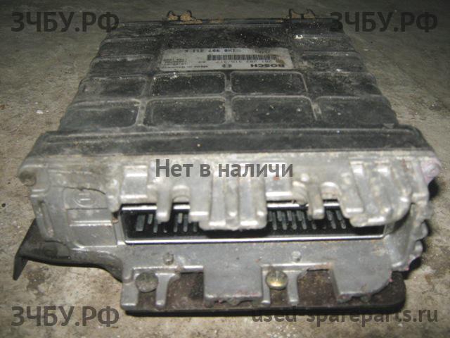 Volkswagen Golf 3 Блок управления двигателем