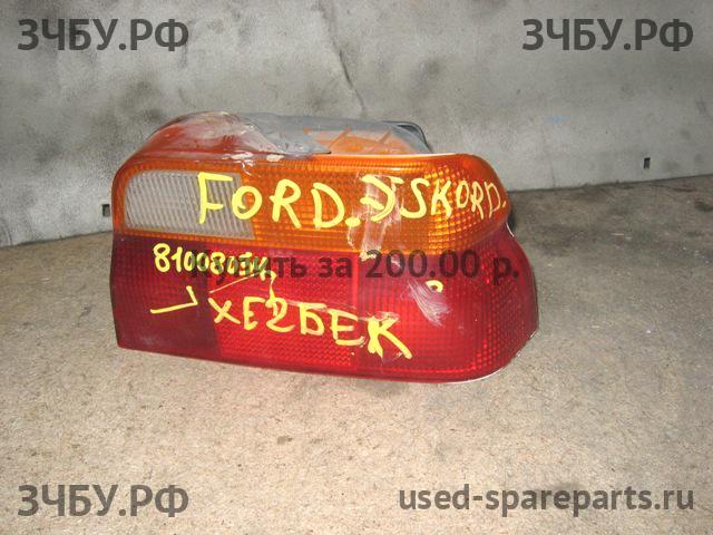 Ford Escort/Orion 6 Фонарь правый
