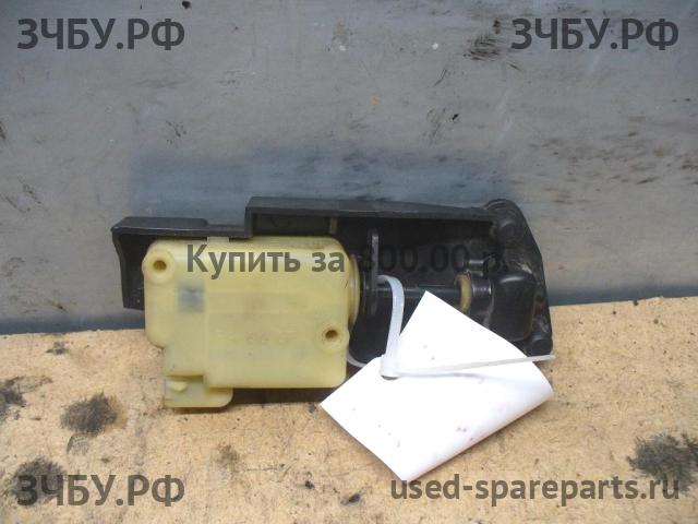 Volvo S60 (1) Активатор замка крышки бензобака