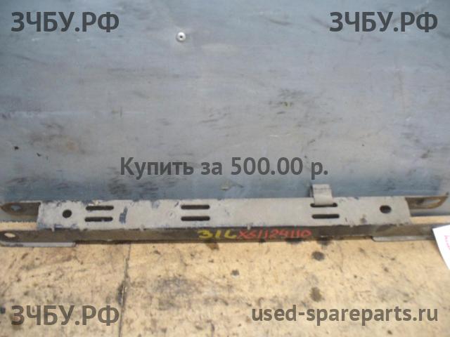Volvo S60 (1) Тяга задняя