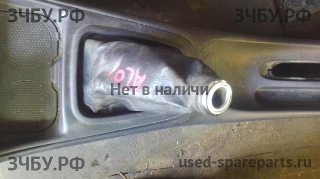 Nissan Almera 16 Кожух кулисы МКПП