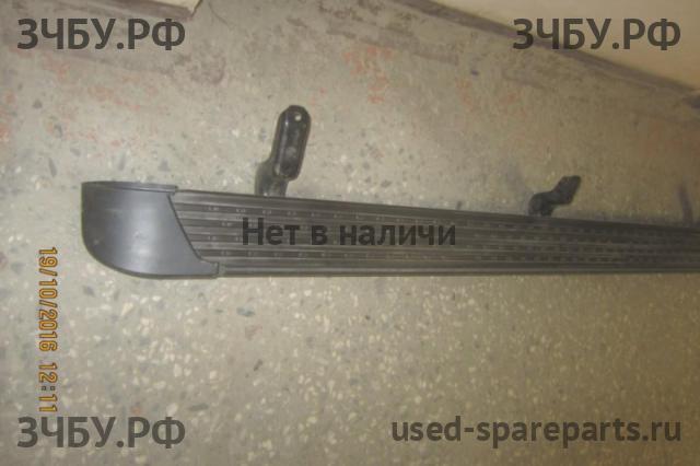 Toyota Land Cruiser 200 Подножка