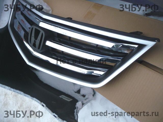 Honda Accord 8 Решетка радиатора