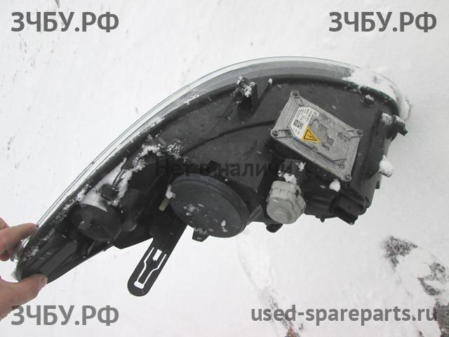 Renault Fluence Фара правая