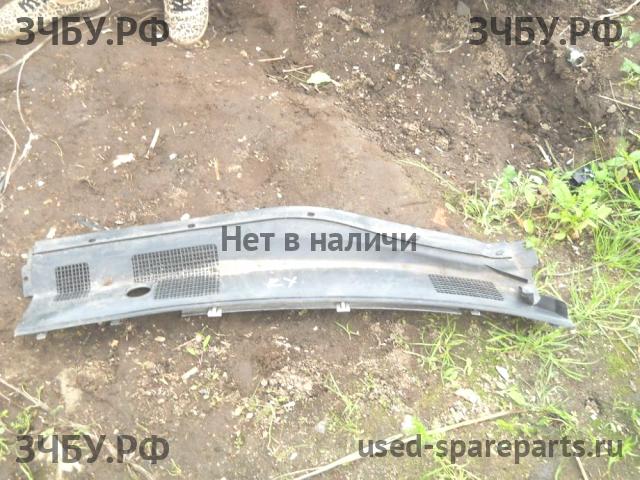 Lexus RX (1) 300 Решетка стеклоочистителя (Дефлектор водостока)