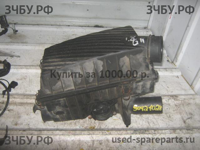 Volkswagen Golf 2 Корпус воздушного фильтра