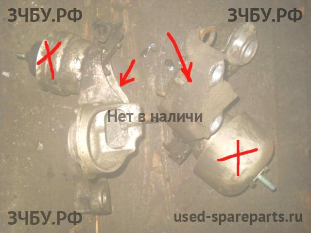Volkswagen Passat B5 (рестайлинг) Опора двигателя
