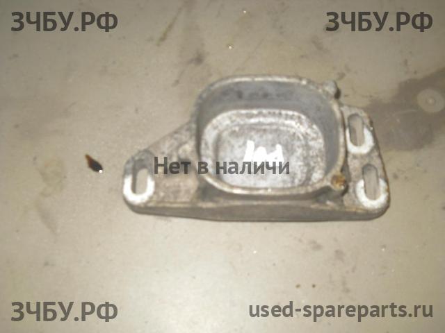 Volkswagen Passat B5 (рестайлинг) Опора двигателя