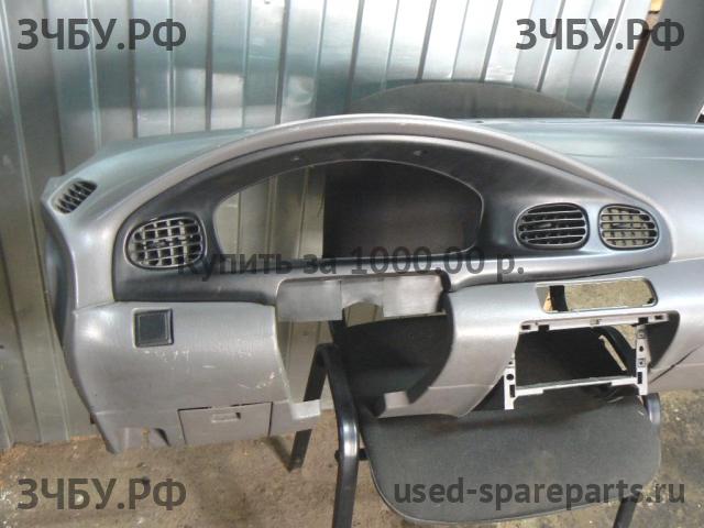KIA Avella Торпедо