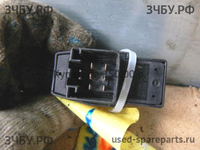 Volvo S60 (1) Кнопка стеклоподъемника