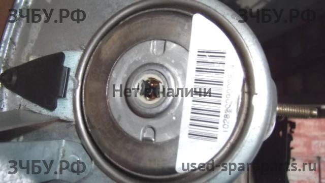Volvo S40 (1) Подушка безопасности водителя (в торпедо, колени)