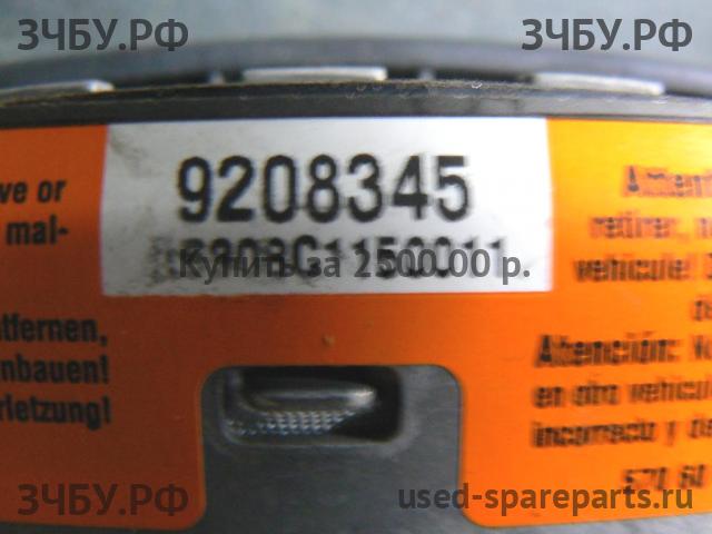 Volvo S60 (1) Подушка безопасности водителя (в руле)