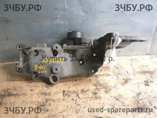 Volvo S60 (1) Кронштейн генератора