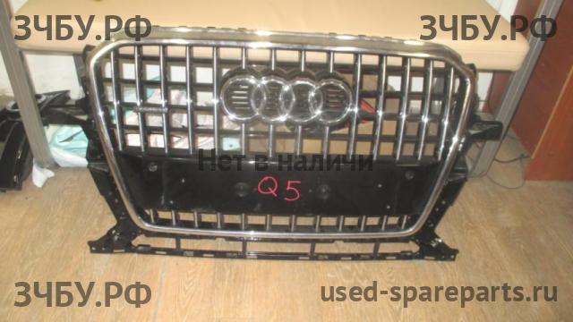 Audi Q5 (1) [8R] Решетка радиатора
