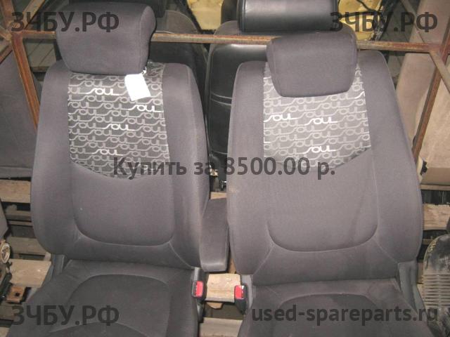 KIA Soul 1 Сиденья (комплект)
