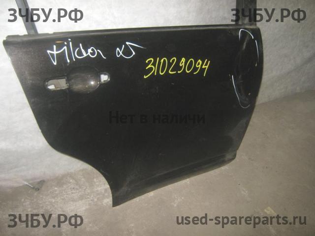 Nissan Tiida 1 Дверь задняя правая