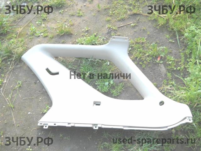Lexus RX (1) 300 Обшивка багажника верхняя