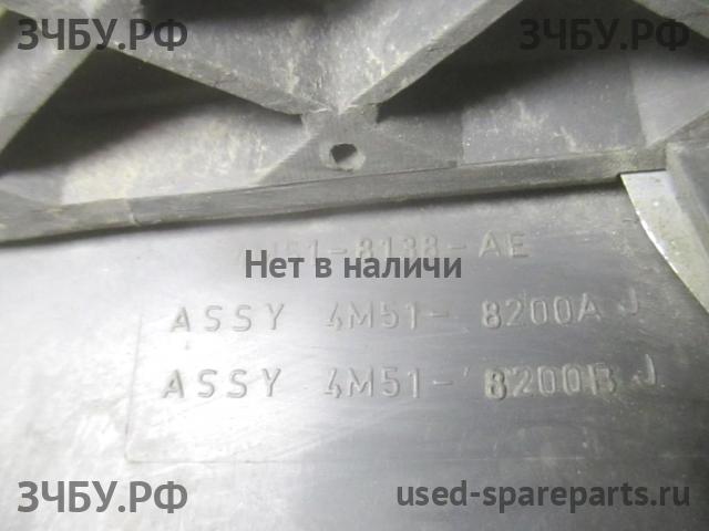 Ford Focus 2 Решетка радиатора