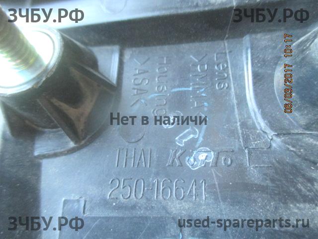 Mitsubishi L200 (4)[KB] Отражатель в бампер левый