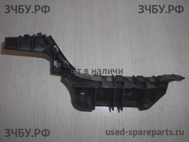 Honda Accord 7 Кронштейн бампера передний