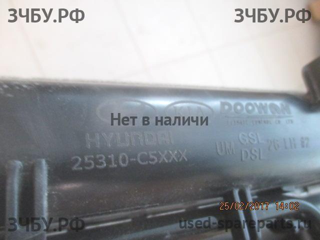 KIA Sorento 2 Радиатор основной (охлаждение ДВС)