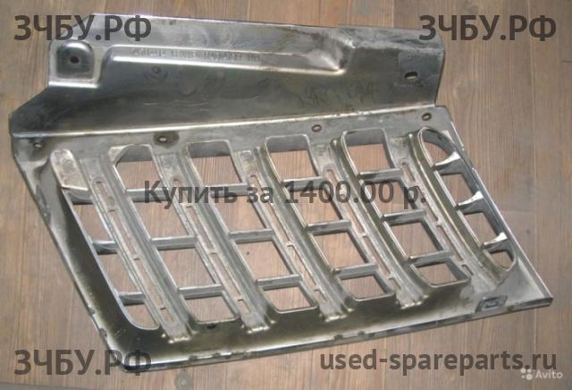 Mitsubishi Pajero/Montero Sport 2 (KH) Решетка радиатора